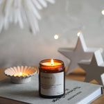 Lade das Bild in den Galerie-Viewer, Duftkerze Oh Honey

