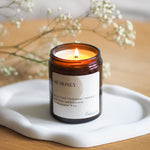 Lade das Bild in den Galerie-Viewer, Duftkerze Oh Honey
