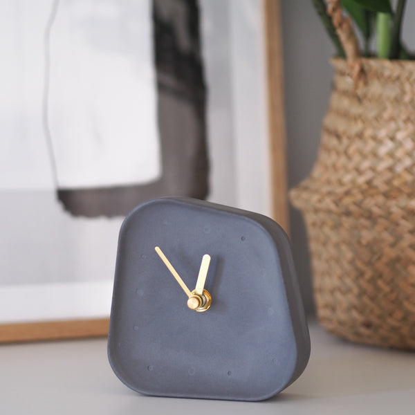 Uhr Mila
